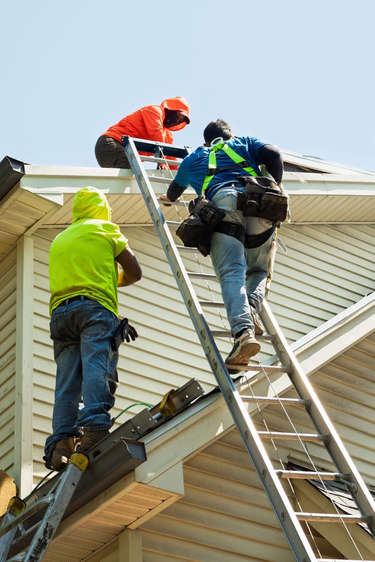 Roof repair by American Roofing Pros near Edison, NJ